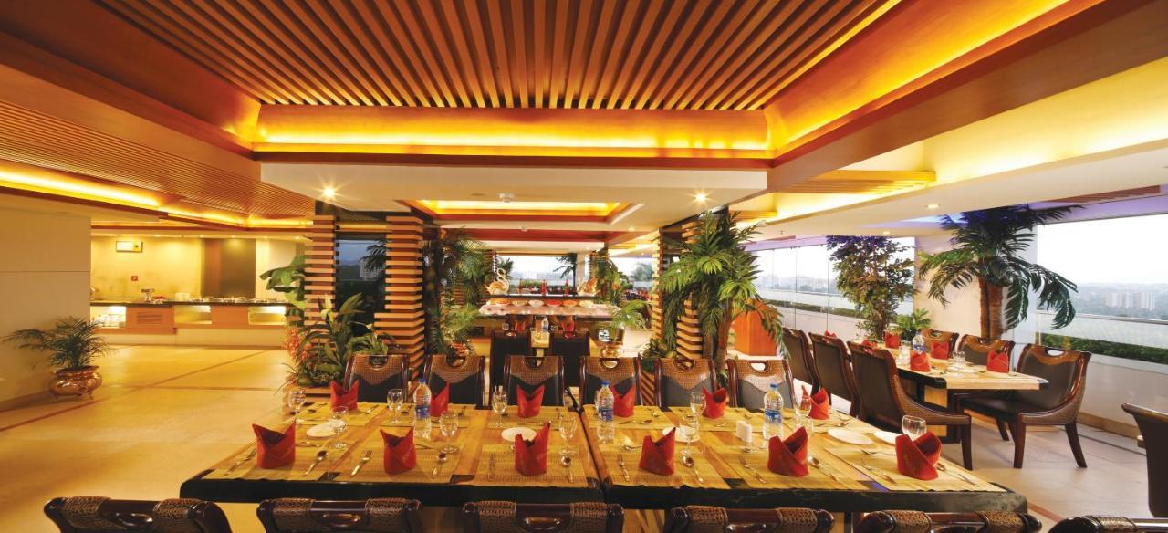 Windsor Rajadhani Hotel Thiruvananthapuram Ngoại thất bức ảnh